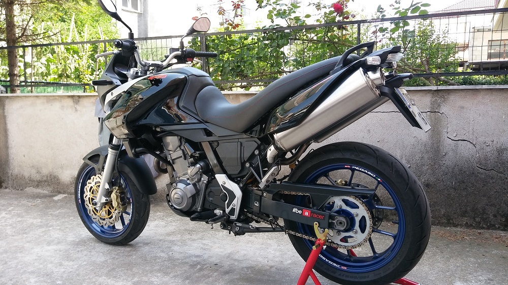 Aprilia pegaso strada 